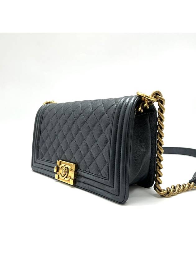 Boy bag medium - CHANEL - BALAAN 3