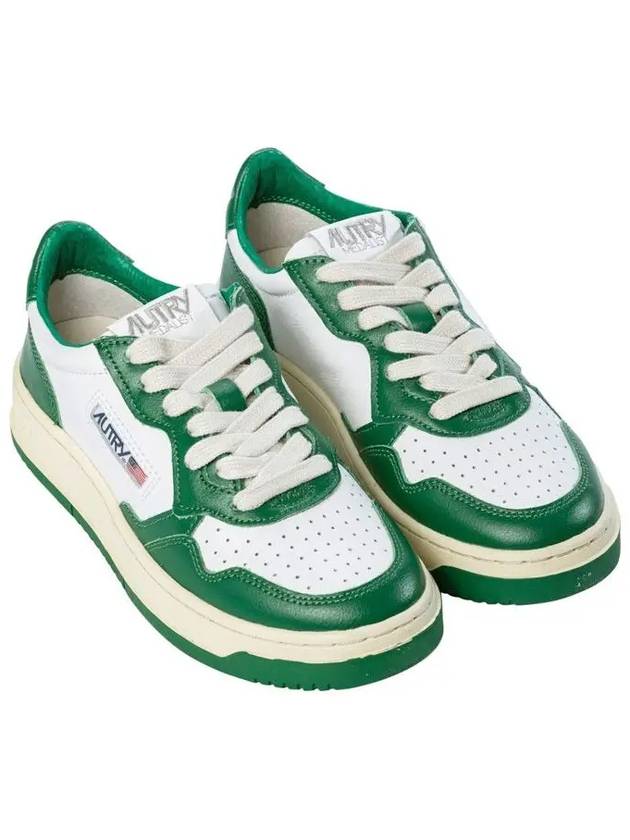 Women's Medalist Green Tab Leather Low Top Sneakers White - AUTRY - BALAAN 4