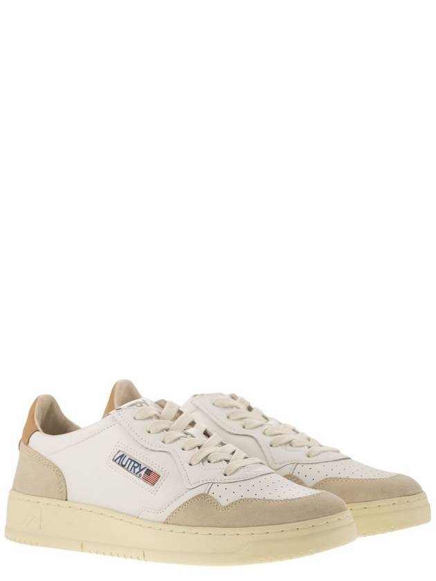 MEDALIST LOW - Leather and Suede Sneakers - AUTRY - BALAAN 4