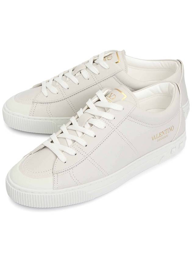 Men's City Planet Leather Low Top Sneakers White - VALENTINO - BALAAN 2