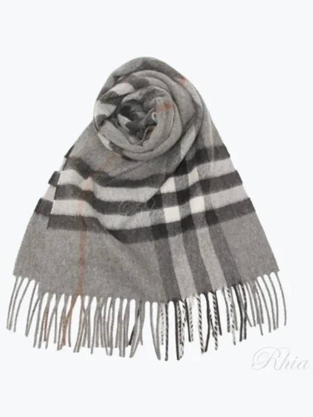 Giant Check Cashmere Scarf Grey - BURBERRY - BALAAN 2