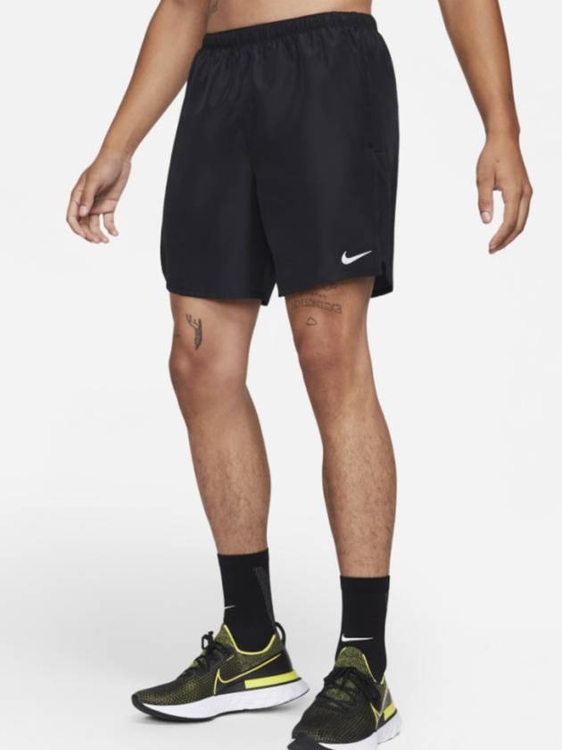 Dry fit challenger running shorts black - NIKE - BALAAN 2