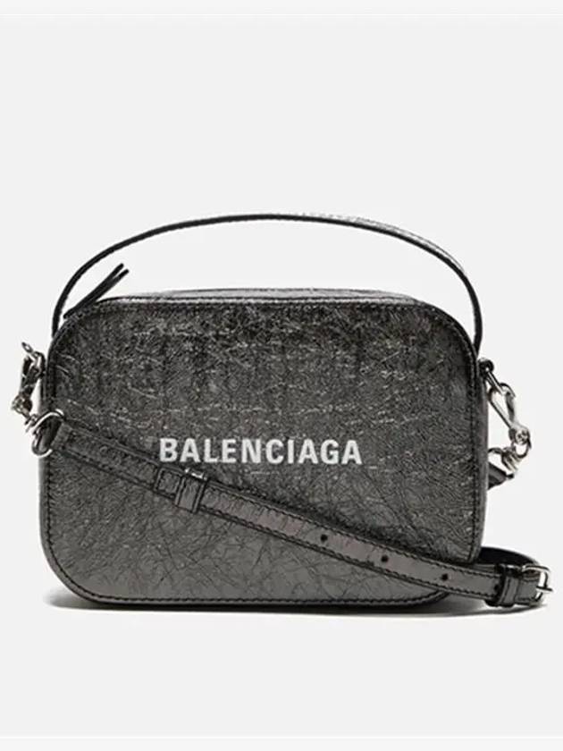 Everyday XS Leather Camera Cross Bag Black - BALENCIAGA - BALAAN 2