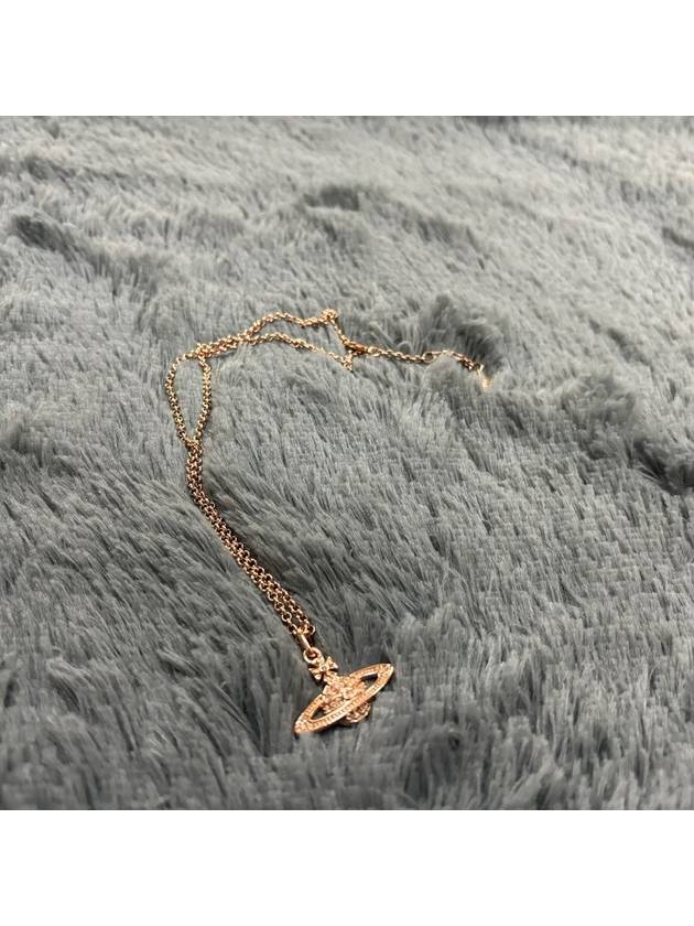 Mini Bas Relief Pendant Necklace Rose Gold - VIVIENNE WESTWOOD - BALAAN 4