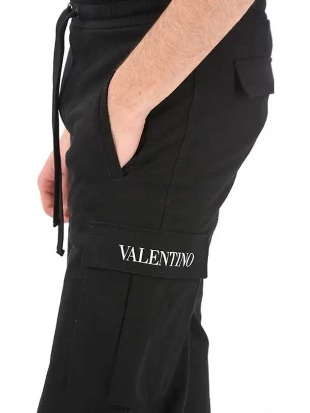 Men's Flap Pocket Cargo Shorts Black - VALENTINO - BALAAN.