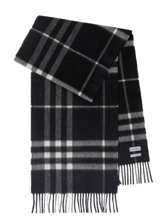 Muffler Scarf 8094741 C1343 BLACK CALICO - BURBERRY - BALAAN 1