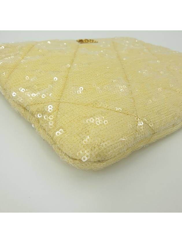 Women s Sequin 19 Clutch - CHANEL - BALAAN 8