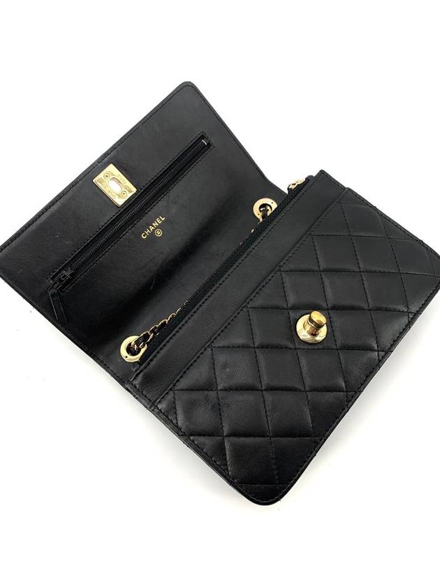 Chevron Lambskin Trendy CC WOC - CHANEL - BALAAN 7