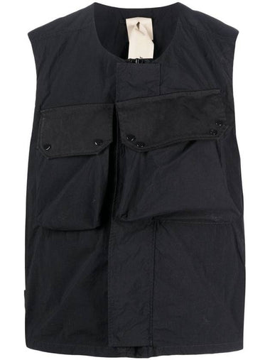 Flap-Pocket Gilet Vest In Black Technical Fabric Man - TEN C - BALAAN 1