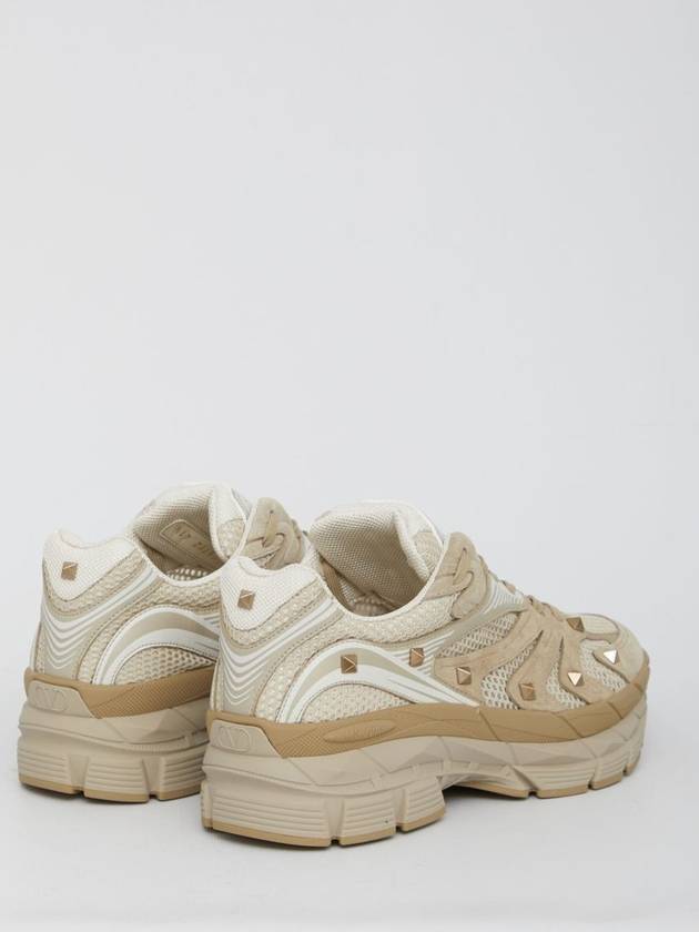 Chunky Low Top Sneakers Beige - VALENTINO - BALAAN 4