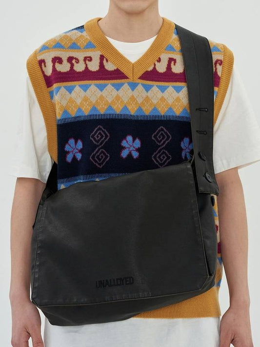 Button Leather Messenger Bag Black - UNALLOYED - BALAAN 2