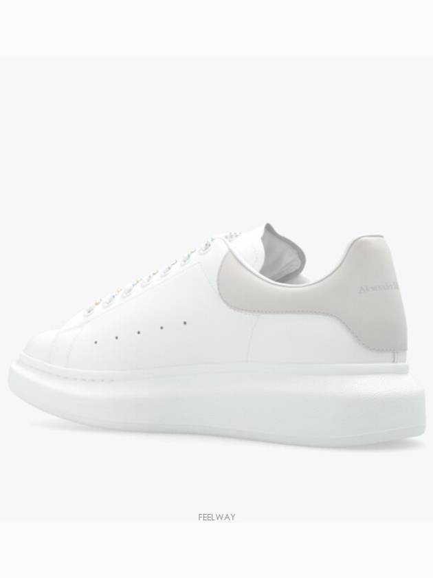 Oversized Leather Low Top Sneakers White - ALEXANDER MCQUEEN - BALAAN 5