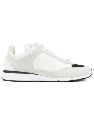 Logo Low Top Sneakers White - CHANEL - BALAAN 1