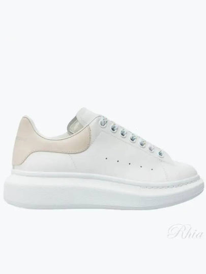 Oversized Leather Low Top Sneakers White - ALEXANDER MCQUEEN - BALAAN 2