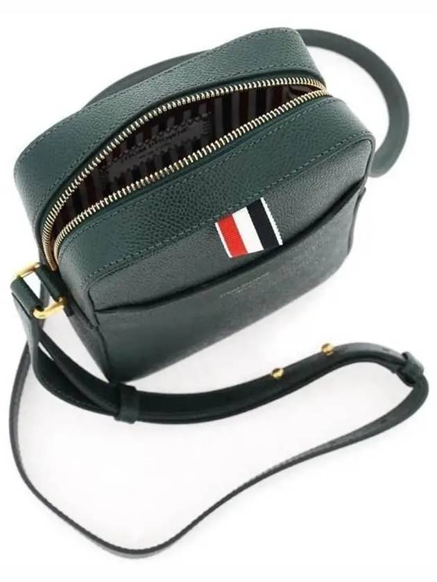 Pebble Grain Leather Vertical Camera Bag Dark Green - THOM BROWNE - BALAAN 5