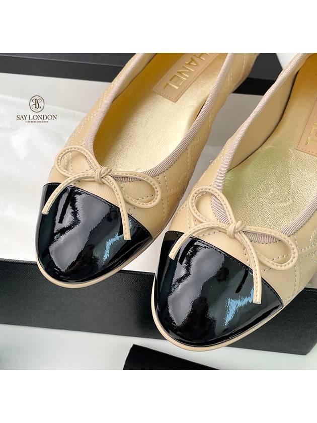 Patent Calfskin Ballerina Shoes Beige Black - CHANEL - BALAAN.
