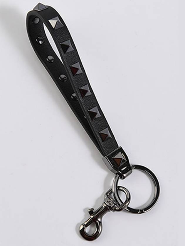 Rockstud Leather Key Holder Black - VALENTINO - BALAAN 3