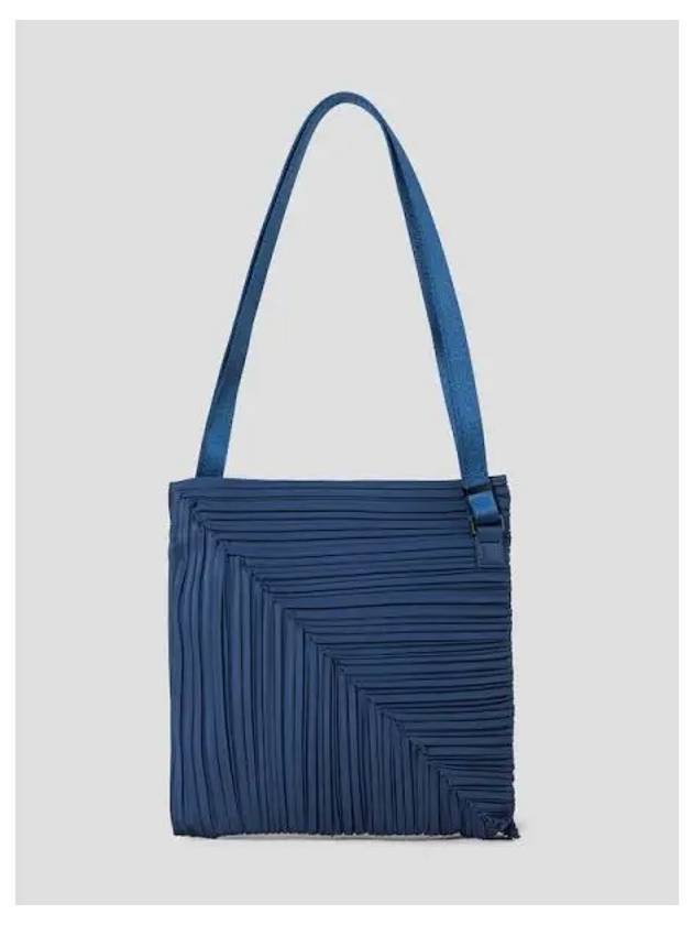 Pleats Please Diagonal Bag Navy Domestic Product GM0024073158535 - ISSEY MIYAKE - BALAAN 1