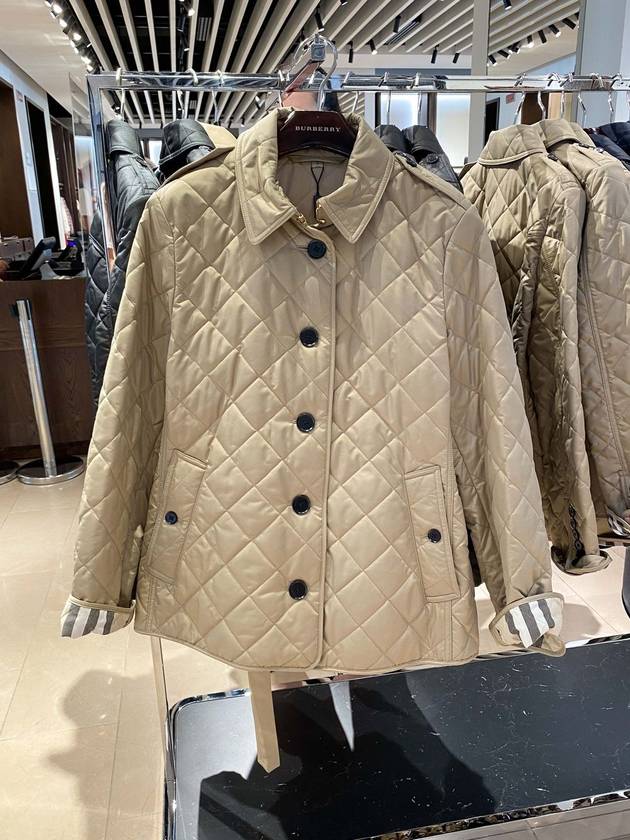 Frankby Quilted Jacket Beige - BURBERRY - BALAAN 3