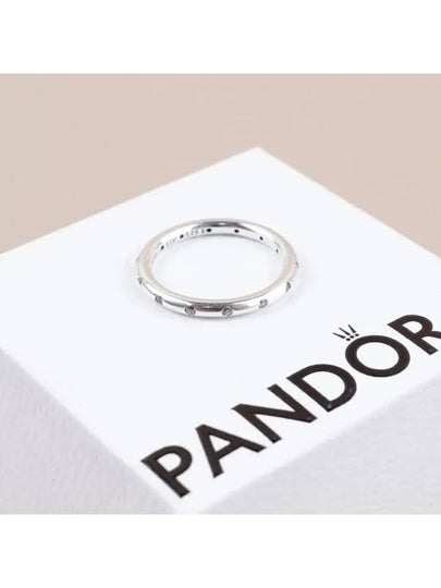 Women's Simple Sparkling Band Ring Silver - PANDORA - BALAAN 2