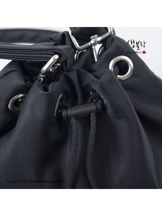 RYLE Nylon Bucket Bag Black - BURBERRY - BALAAN 6