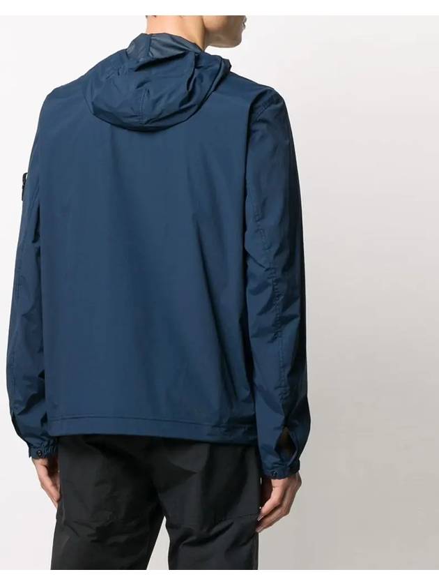 Skin Touch Wappen Patch Hooded Jacket Marine Blue - STONE ISLAND - BALAAN 5