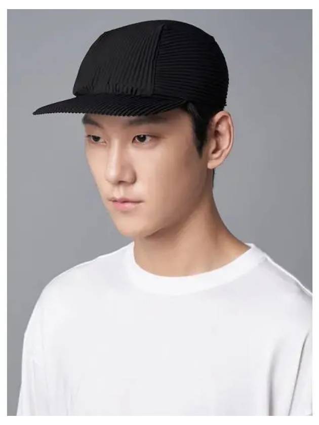 Pleated cap black domestic product GM0024080580399 - ISSEY MIYAKE - BALAAN 1