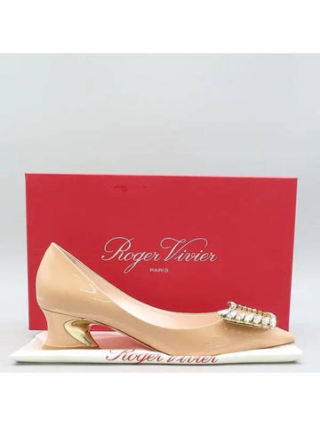 RVW54526440 Beige Color Patent Pumps Women Shoes - ROGER VIVIER - BALAAN 1