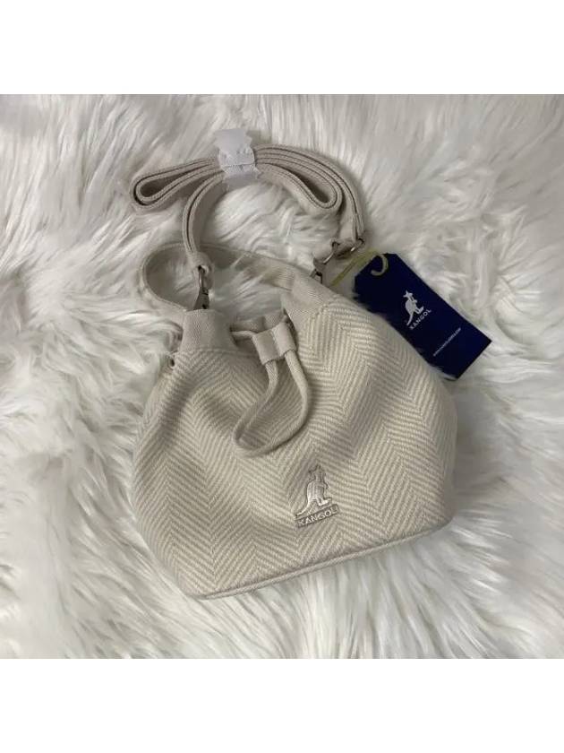 Herringbone Bucket Bag 3892 Ivory - KANGOL - BALAAN 1