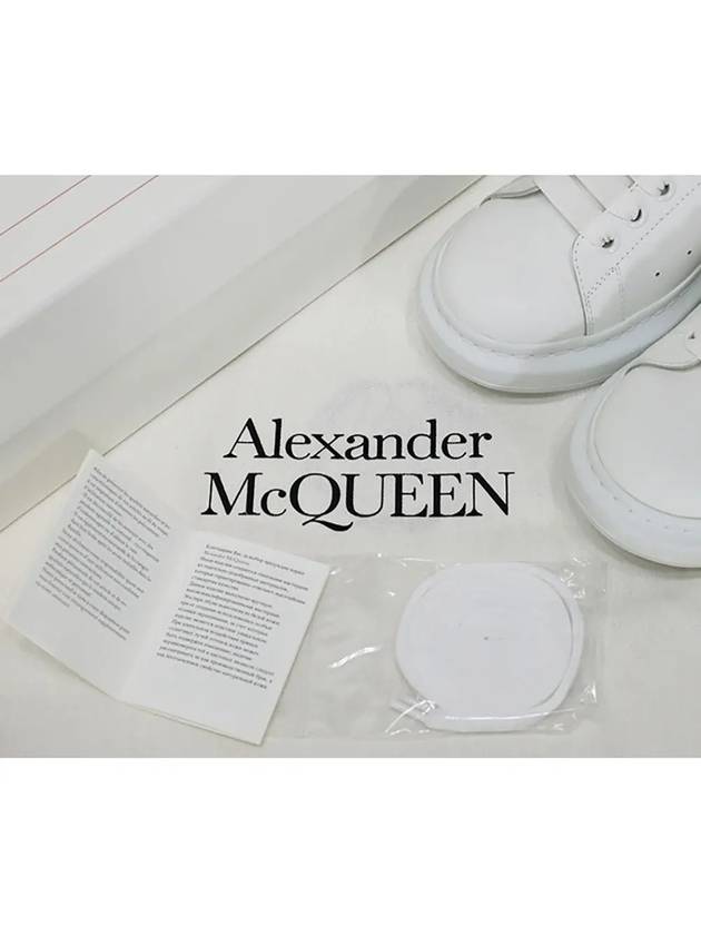 Oversized Leather Tab Low Top Sneakers White - ALEXANDER MCQUEEN - BALAAN 8