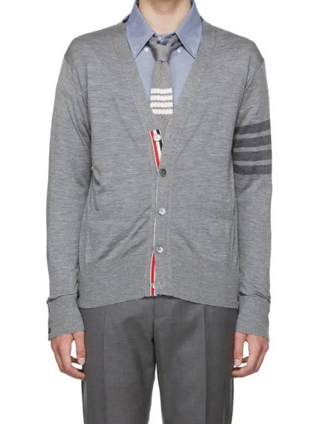 4-Bar Stripe Sustainable Merino Wool Cardigan Grey - THOM BROWNE - BALAAN 3