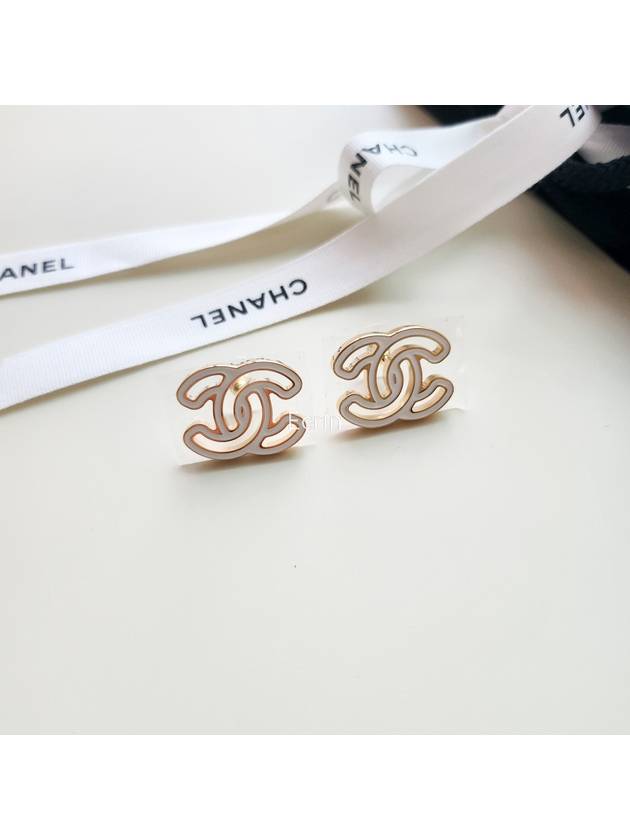 CC Logo Earrings Gold White ABD873 - CHANEL - BALAAN 6