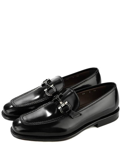 Gancini Ornament Moccasin Loafers Black - SALVATORE FERRAGAMO - BALAAN 2