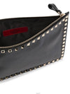 Rockstud Leather Clutch Bag Black - VALENTINO - BALAAN 6