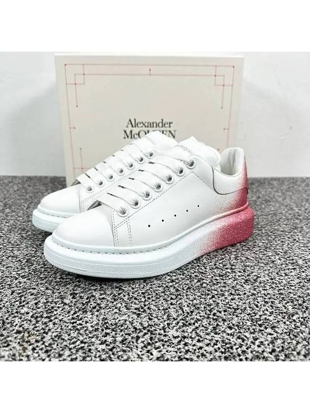 Oversized Low Top Sneakers White Pink - ALEXANDER MCQUEEN - BALAAN 2