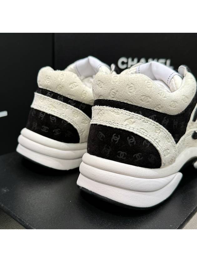 Women's Cruise Sneakers Full Logo Calfskin White - CHANEL - BALAAN 8