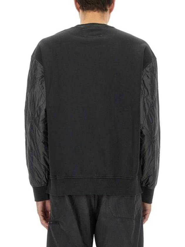 Diagonal Raised Fleece Mixed Quilted Crew Neck Sweatshirt Black - CP COMPANY - BALAAN 4