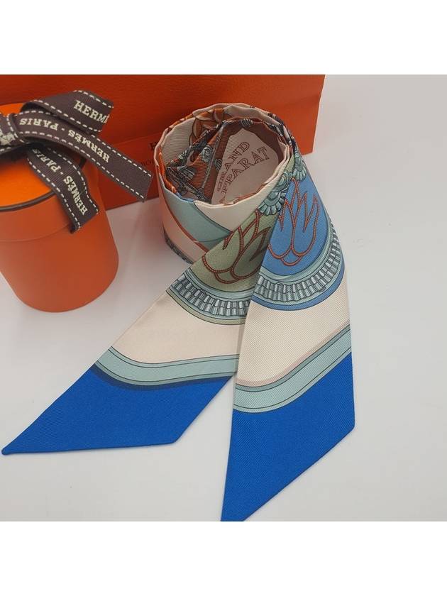 Grand Apparat Twilly Silk Scarf Creme Blue Terracotta - HERMES - BALAAN 3