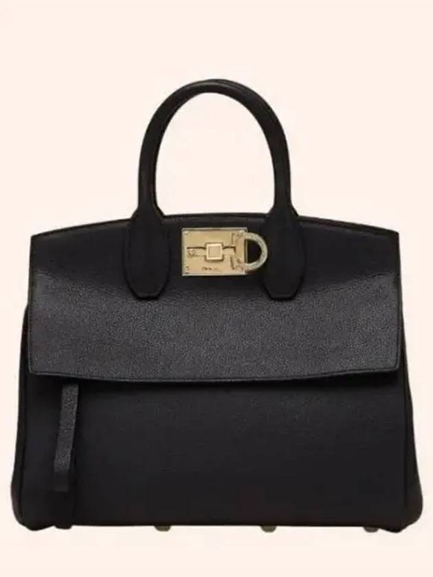 Studio Small Tote Bag Black - SALVATORE FERRAGAMO - BALAAN 2