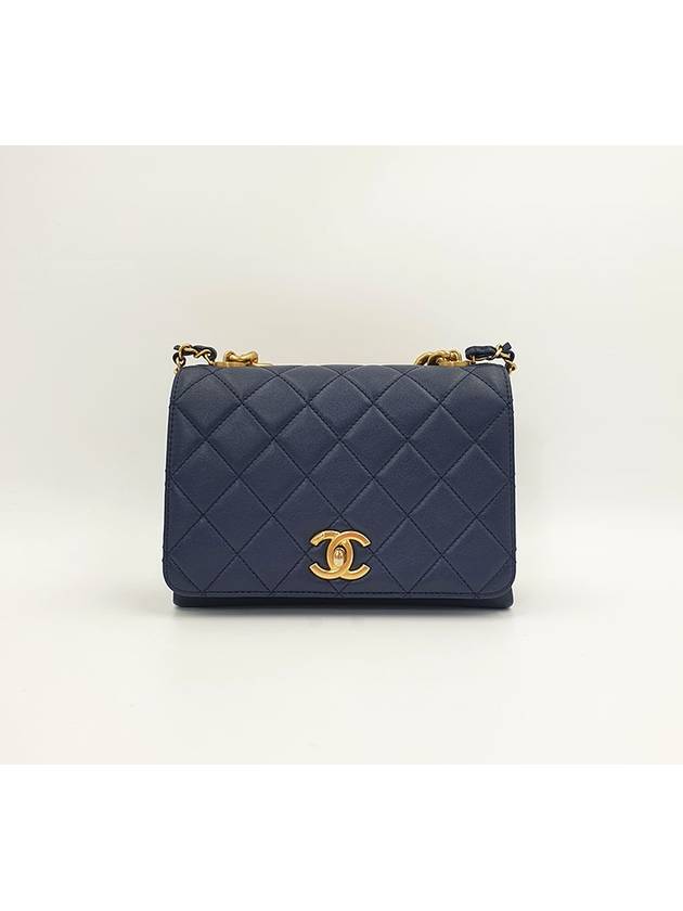 Women s Triple Pearl Chain Bag Small - CHANEL - BALAAN 4