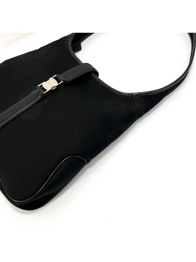 Ferragamo Gancini hobo bag shoulder black - SALVATORE FERRAGAMO - BALAAN 10