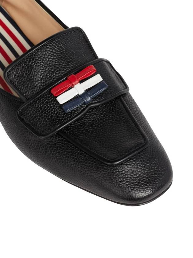 Women's Pebble Grain Leather Flexible Leather Sole 3 Bow Loafer Black - THOM BROWNE - BALAAN 5