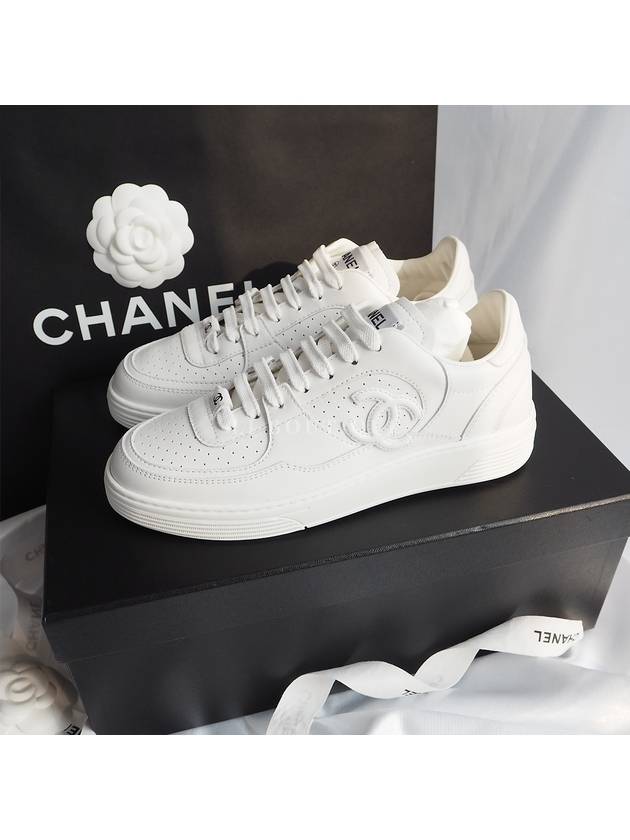 CC Logo Calfskin Low Top Sneakers White - CHANEL - BALAAN 2