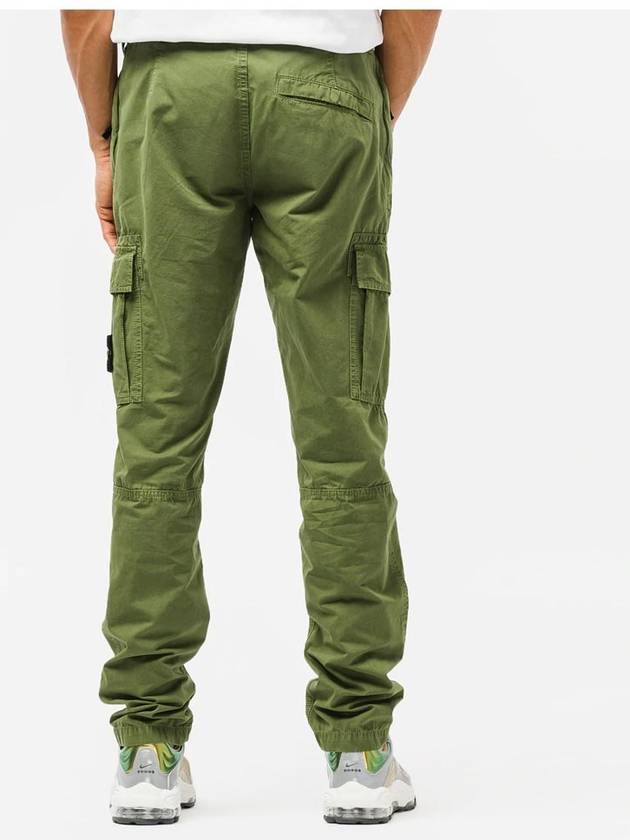 Men's Wappen Patch Slim Cargo Straight Pants Khaki - STONE ISLAND - BALAAN 5