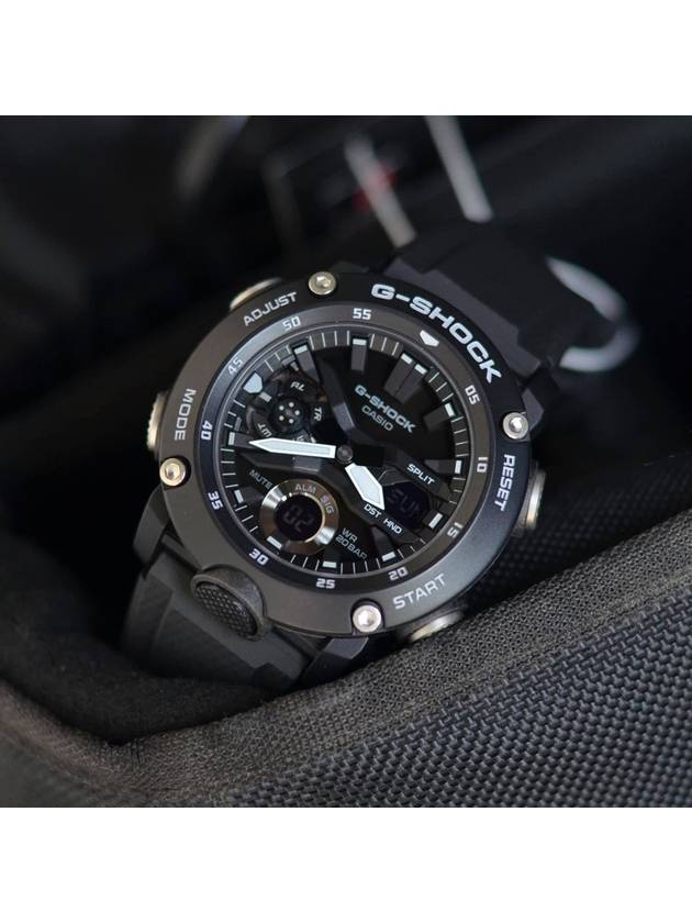 Black waterproof analog electronic watch - G-SHOCK - BALAAN 1