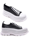 Tread Slick Low Top Sneakers Black White - ALEXANDER MCQUEEN - BALAAN 2