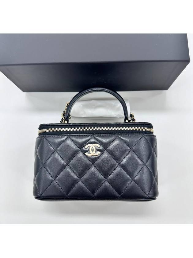 Vanity Top Handle Rectangular Black - CHANEL - BALAAN 5