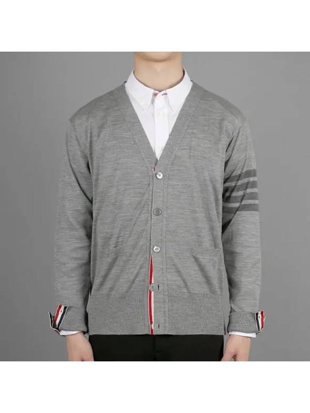 4-Bar Stripe Sustainable Merino Wool Cardigan Grey - THOM BROWNE - BALAAN 2