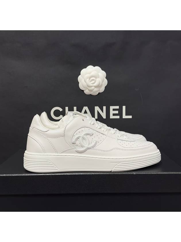 CC Logo Calfskin Low Top Sneakers White - CHANEL - BALAAN 3