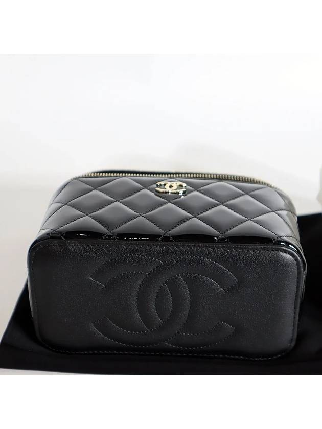 October 21 Top Handle Vanity Bag Patent Black Gold Rectangular Mini - CHANEL - BALAAN 4